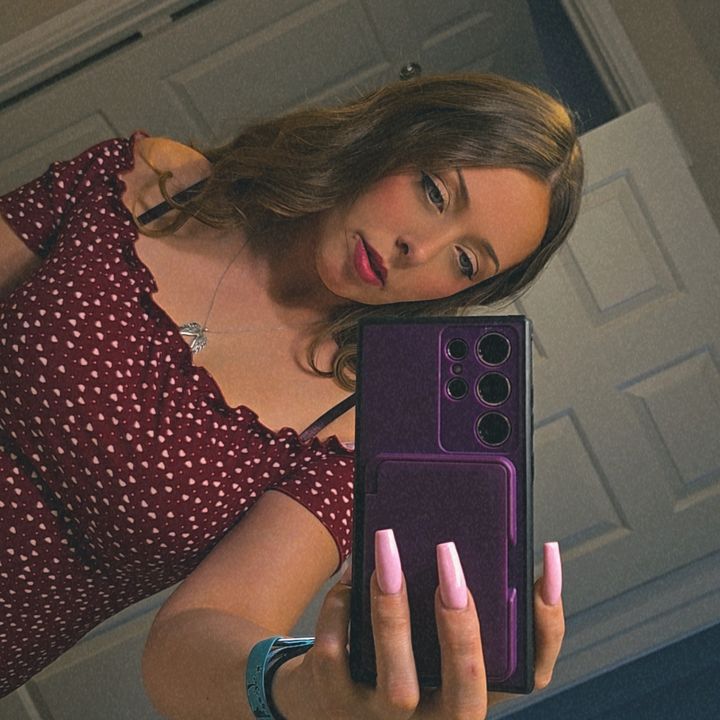 @moriahh17art - moriah