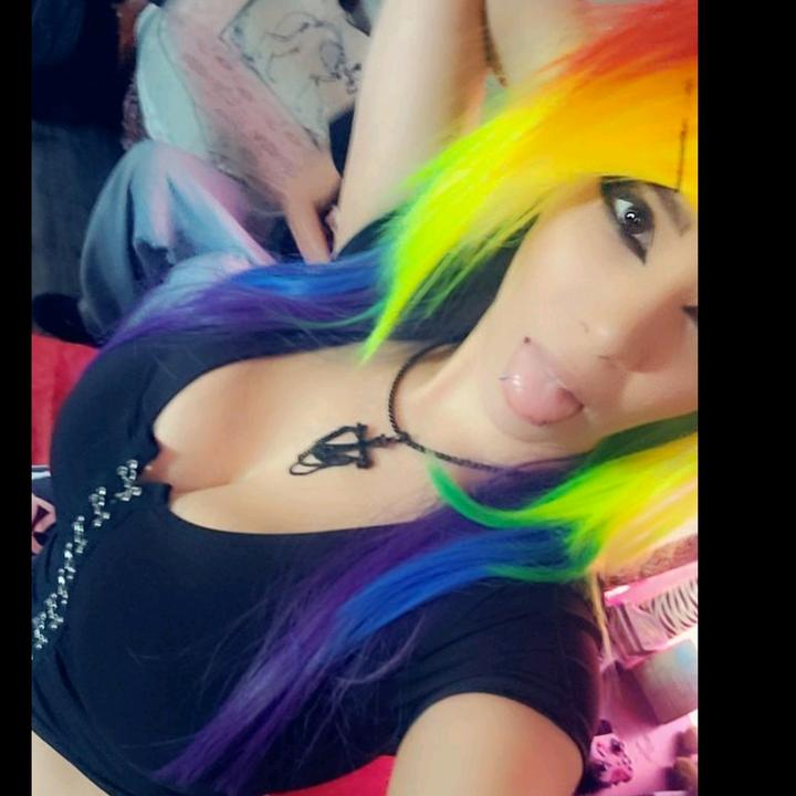 #asexual #polyamory #polyamorytiktok Xenon Love (@xenon.the.model)