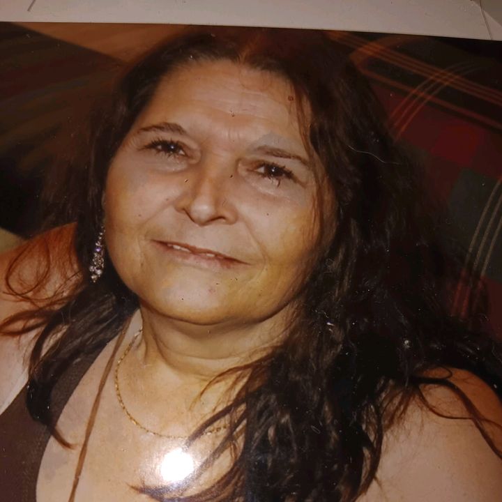 loisburns71