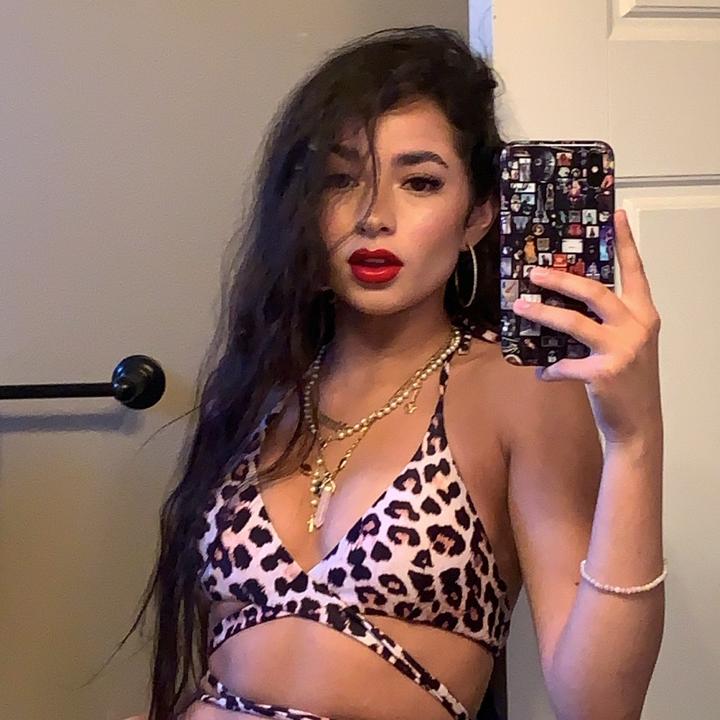 🦄 @officialvanesaversace - vanesa versace - TikTok