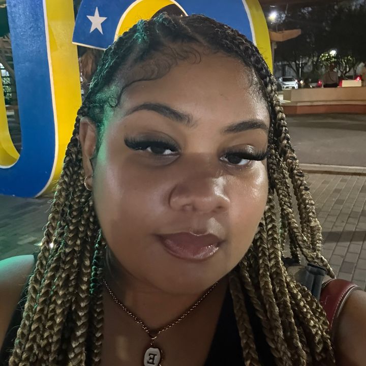 erica_cole