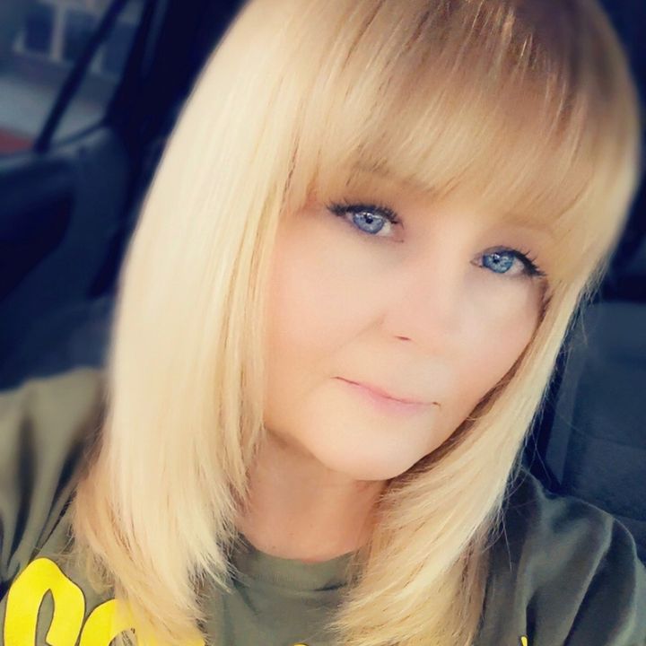 charlotteb7979