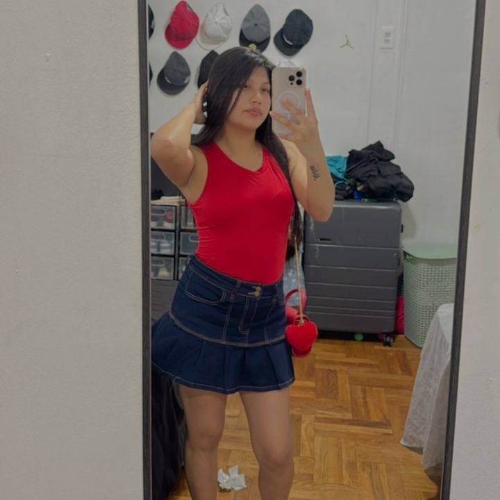nayeliveleez