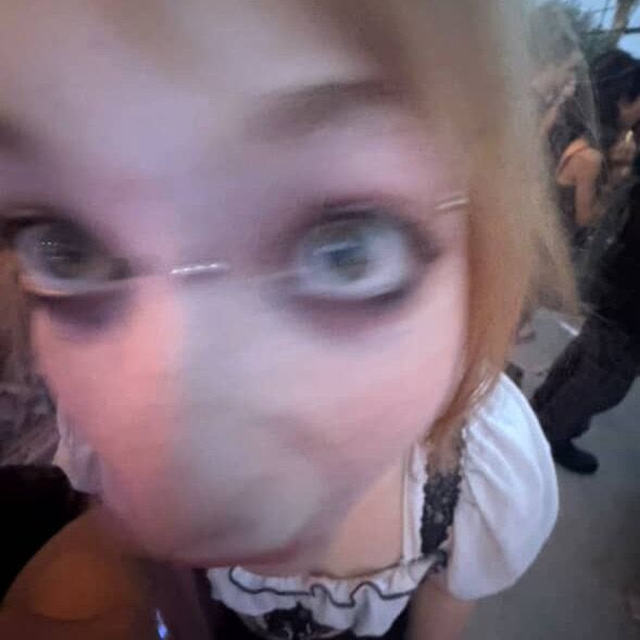 ilovekingcrimson69
