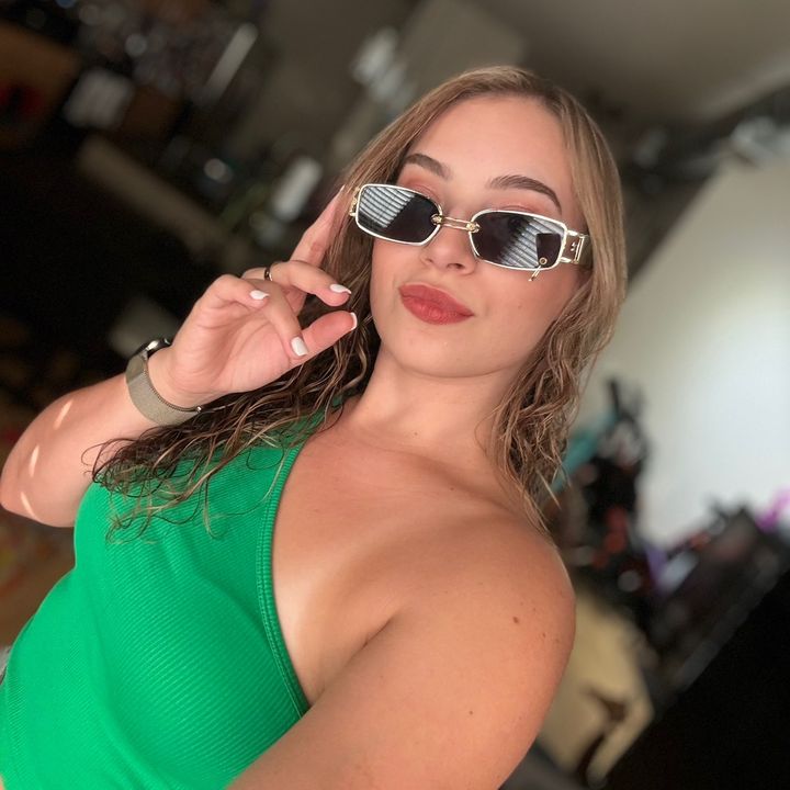 @nicoleyedesign