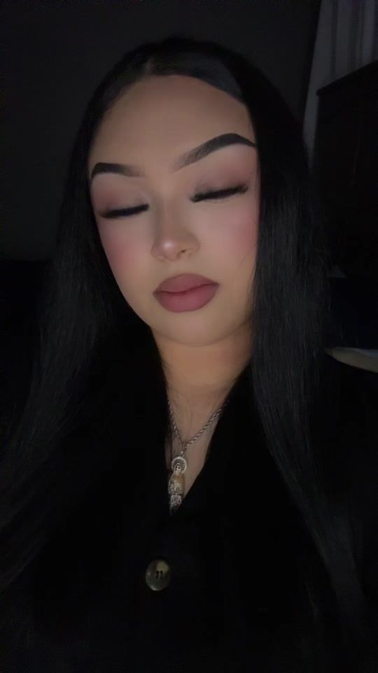 TikTok video thumbnail by vanemakeup3