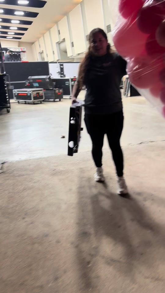 TikTok video thumbnail by emiapartyco_